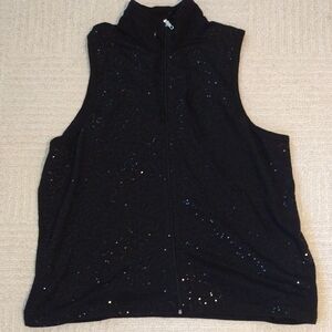 Liz & Me Sport Black Top